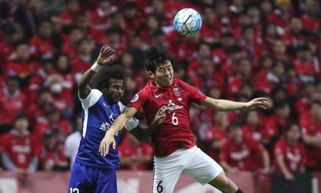 中超-莱昂纳多传射 上海海港4-1送津门虎赛季首败