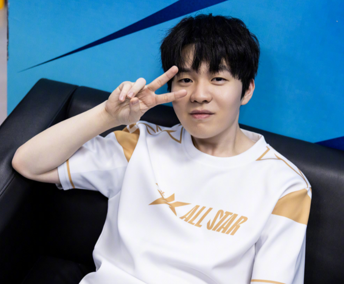 Faker谈游戏环境：单排没以前有趣，没有那种翻盘的情况了